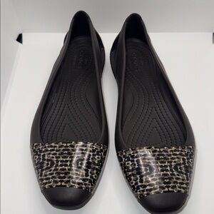 Crocs Sienna Ballet Flats Brown w Leopard Accent Slip On Women’s 6